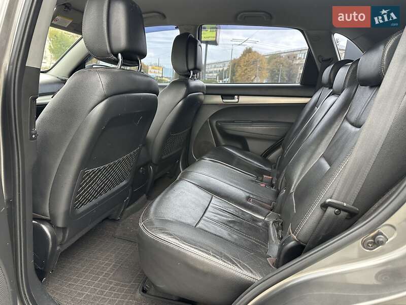 Внедорожник / Кроссовер Kia Sorento 2011 в Хмельницком