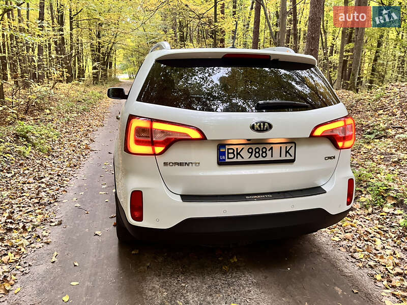 Позашляховик / Кросовер Kia Sorento 2014 в Радивиліві