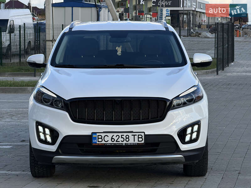 Внедорожник / Кроссовер Kia Sorento 2016 в 