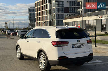 Внедорожник / Кроссовер Kia Sorento 2016 в 