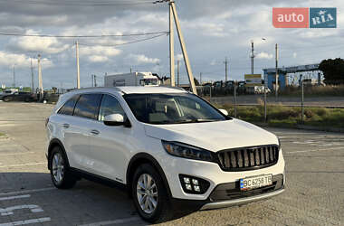 Внедорожник / Кроссовер Kia Sorento 2016 в 