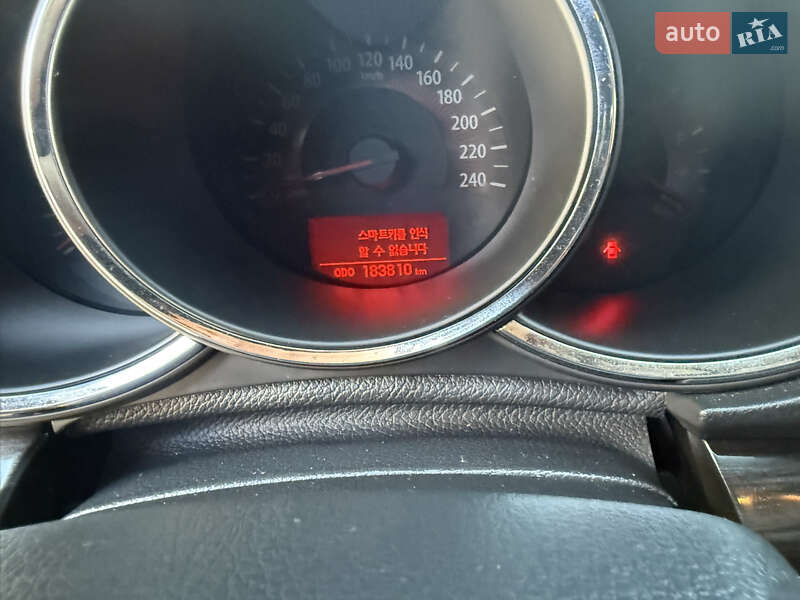 Позашляховик / Кросовер Kia Sorento 2011 в Одесі