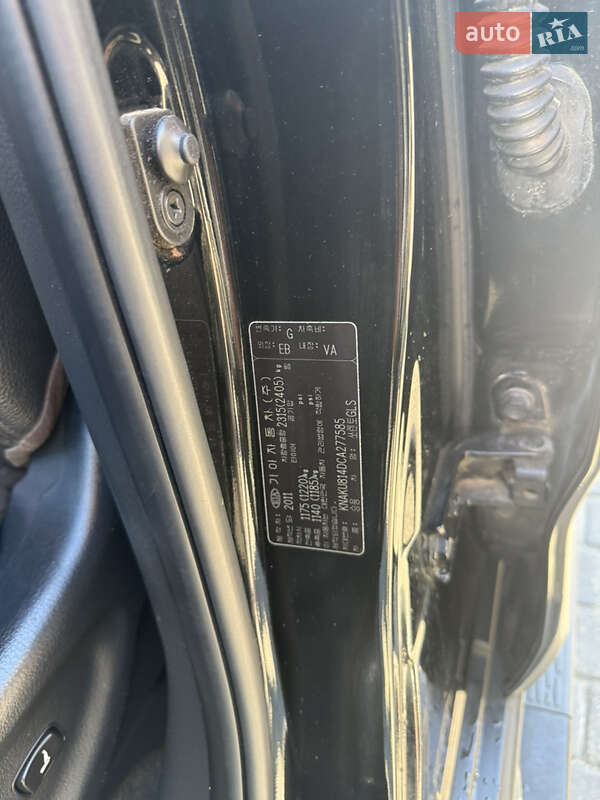 Позашляховик / Кросовер Kia Sorento 2011 в Одесі
