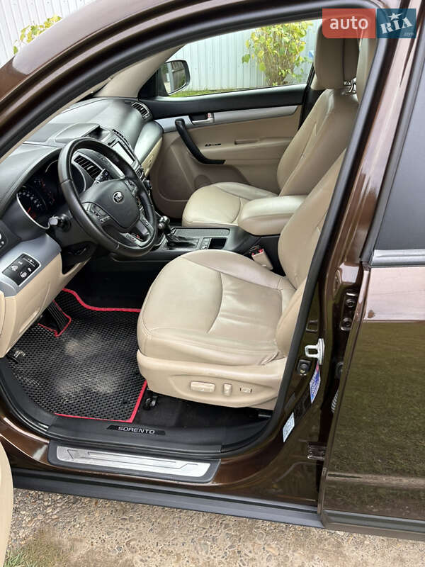 Внедорожник / Кроссовер Kia Sorento 2013 в Черновцах фото 35 Внедорожник / Кроссовер Kia Sorento 2013 в Черновцах