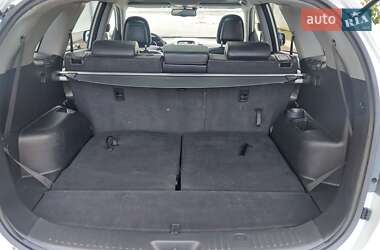 Позашляховик / Кросовер Kia Sorento 2011 в 