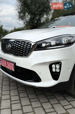 Внедорожник / Кроссовер Kia Sorento 2018 в 
