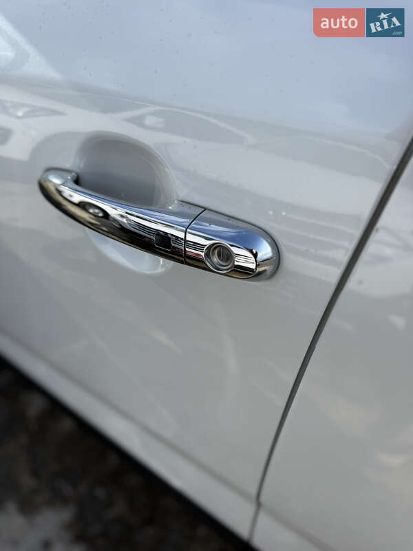 Позашляховик / Кросовер Kia Sorento 2015 в Івано-Франківську фото 14 Позашляховик / Кросовер Kia Sorento 2015 в Івано-Франківську