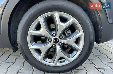 Позашляховик / Кросовер Kia Sorento 2016 в  фото 21 Позашляховик / Кросовер Kia Sorento 2016 в