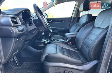 Позашляховик / Кросовер Kia Sorento 2016 в  фото 29 Позашляховик / Кросовер Kia Sorento 2016 в