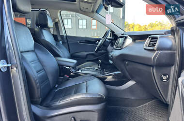 Позашляховик / Кросовер Kia Sorento 2016 в  фото 48 Позашляховик / Кросовер Kia Sorento 2016 в