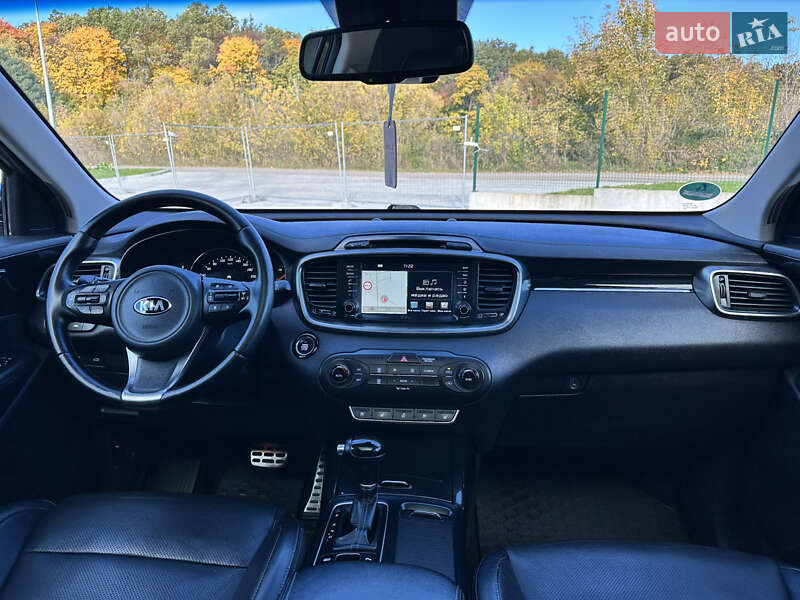 Внедорожник / Кроссовер Kia Sorento 2016 в Дубно
