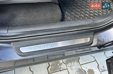 Позашляховик / Кросовер Kia Sorento 2016 в  фото 66 Позашляховик / Кросовер Kia Sorento 2016 в
