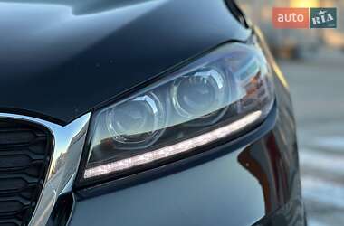 Позашляховик / Кросовер Kia Sorento 2019 в  фото 2 Позашляховик / Кросовер Kia Sorento 2019 в
