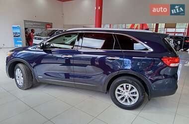 Внедорожник / Кроссовер Kia Sorento 2016 в 