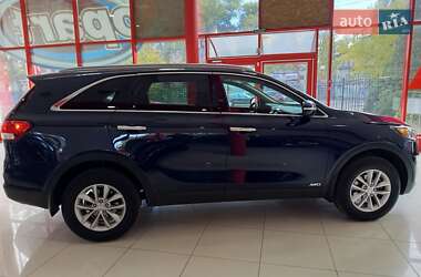 Внедорожник / Кроссовер Kia Sorento 2016 в 