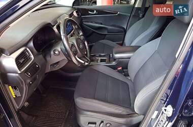 Внедорожник / Кроссовер Kia Sorento 2016 в 