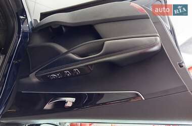 Внедорожник / Кроссовер Kia Sorento 2016 в 