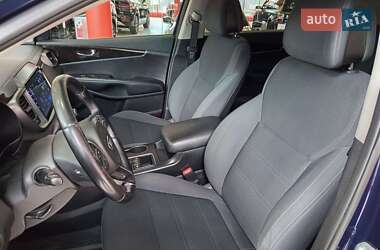 Внедорожник / Кроссовер Kia Sorento 2016 в 