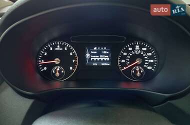 Внедорожник / Кроссовер Kia Sorento 2016 в 