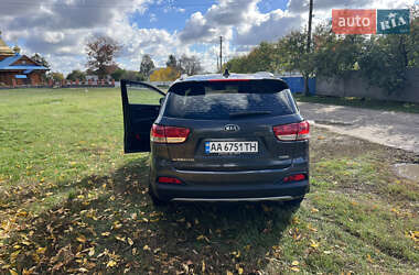 Позашляховик / Кросовер Kia Sorento 2015 в 