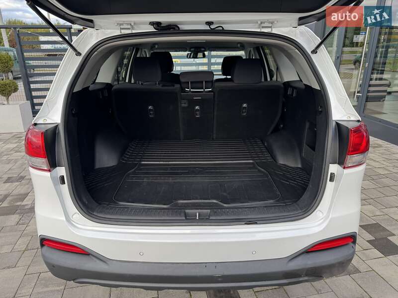 Внедорожник / Кроссовер Kia Sorento 2015 в Ровно фото 26 Внедорожник / Кроссовер Kia Sorento 2015 в Ровно