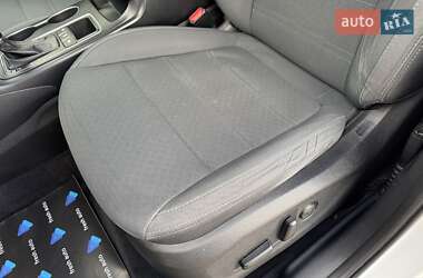 Позашляховик / Кросовер Kia Sorento 2015 в  фото 18 Позашляховик / Кросовер Kia Sorento 2015 в