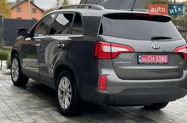 Позашляховик / Кросовер Kia Sorento 2013 в  фото 19 Позашляховик / Кросовер Kia Sorento 2013 в