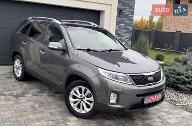 Позашляховик / Кросовер Kia Sorento 2013 в  фото 27 Позашляховик / Кросовер Kia Sorento 2013 в