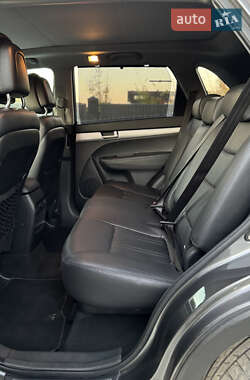 Позашляховик / Кросовер Kia Sorento 2013 в  фото 45 Позашляховик / Кросовер Kia Sorento 2013 в