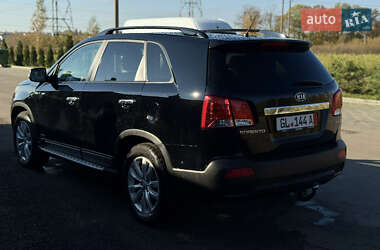 Позашляховик / Кросовер Kia Sorento 2011 в  фото 4 Позашляховик / Кросовер Kia Sorento 2011 в