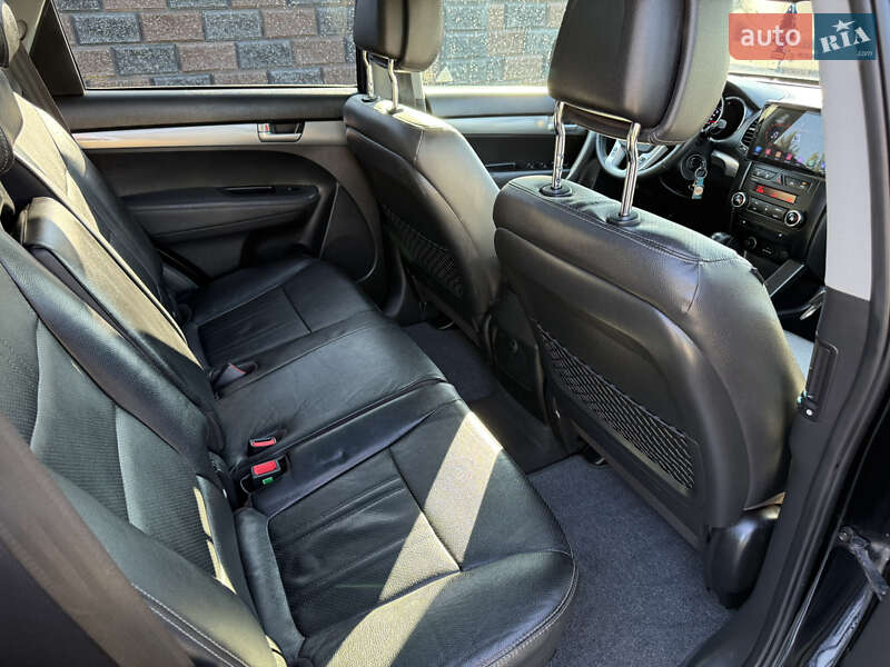 Позашляховик / Кросовер Kia Sorento 2011 в Рівному