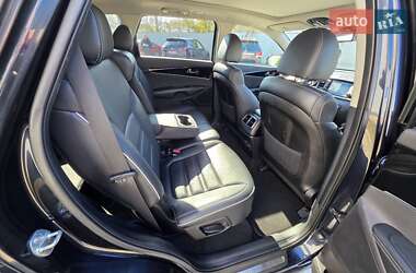 Внедорожник / Кроссовер Kia Sorento 2019 в 