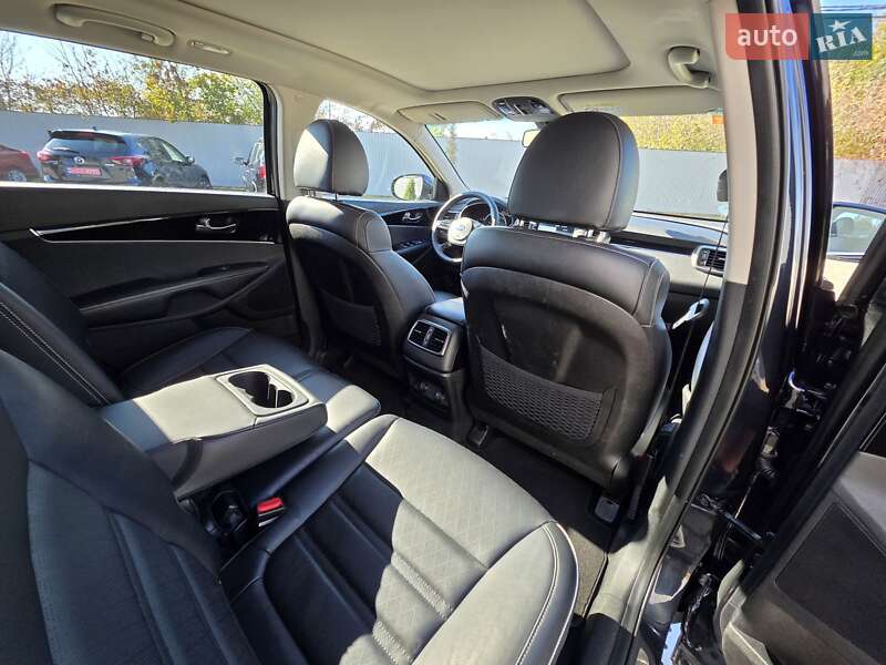 Позашляховик / Кросовер Kia Sorento 2019 в Івано-Франківську фото 60 Позашляховик / Кросовер Kia Sorento 2019 в Івано-Франківську