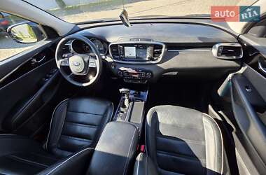 Внедорожник / Кроссовер Kia Sorento 2019 в 
