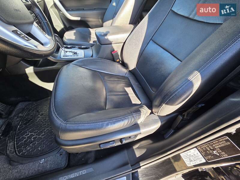 Позашляховик / Кросовер Kia Sorento 2012 в Івано-Франківську фото 92 Позашляховик / Кросовер Kia Sorento 2012 в Івано-Франківську