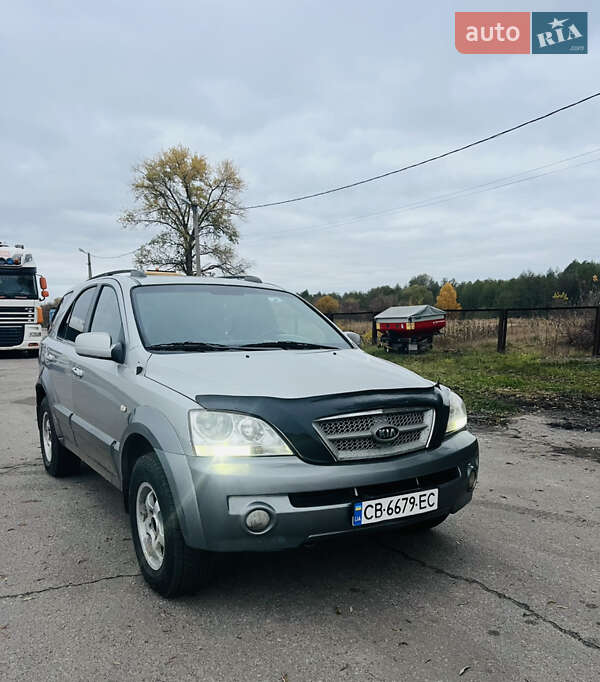 Внедорожник / Кроссовер Kia Sorento 2003 в Соснице