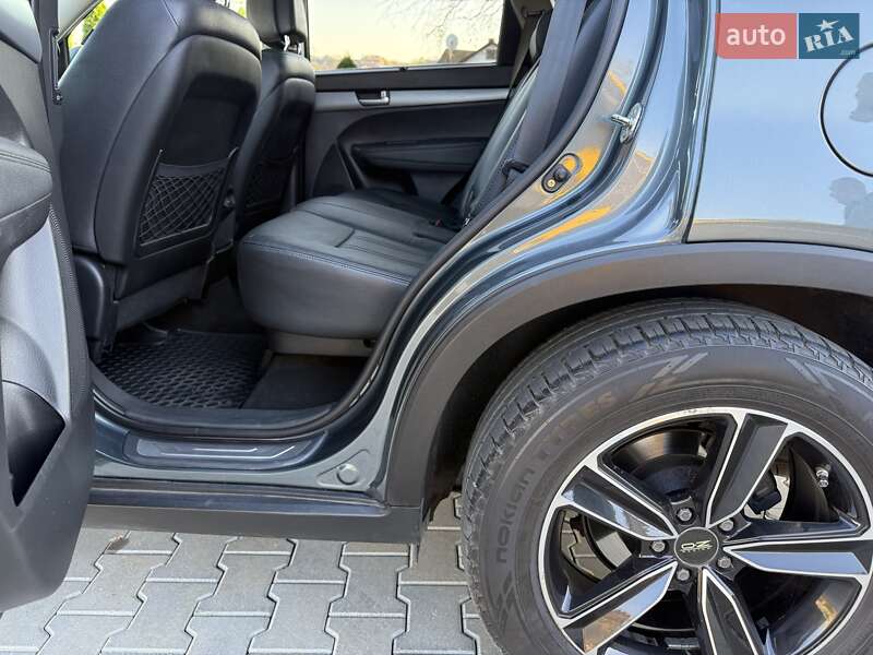 Позашляховик / Кросовер Kia Sorento 2013 в Чернівцях фото 17 Позашляховик / Кросовер Kia Sorento 2013 в Чернівцях