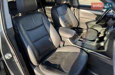 Внедорожник / Кроссовер Kia Sorento 2013 в 