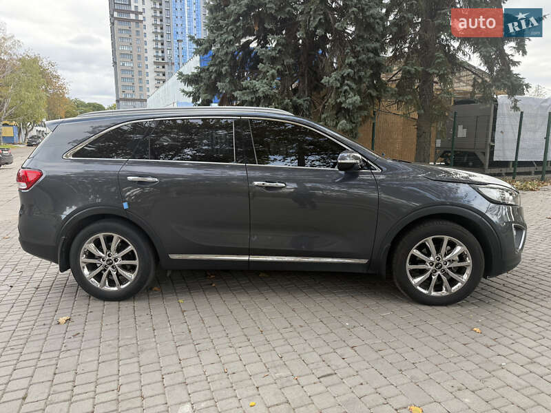 Позашляховик / Кросовер Kia Sorento 2015 в Одесі