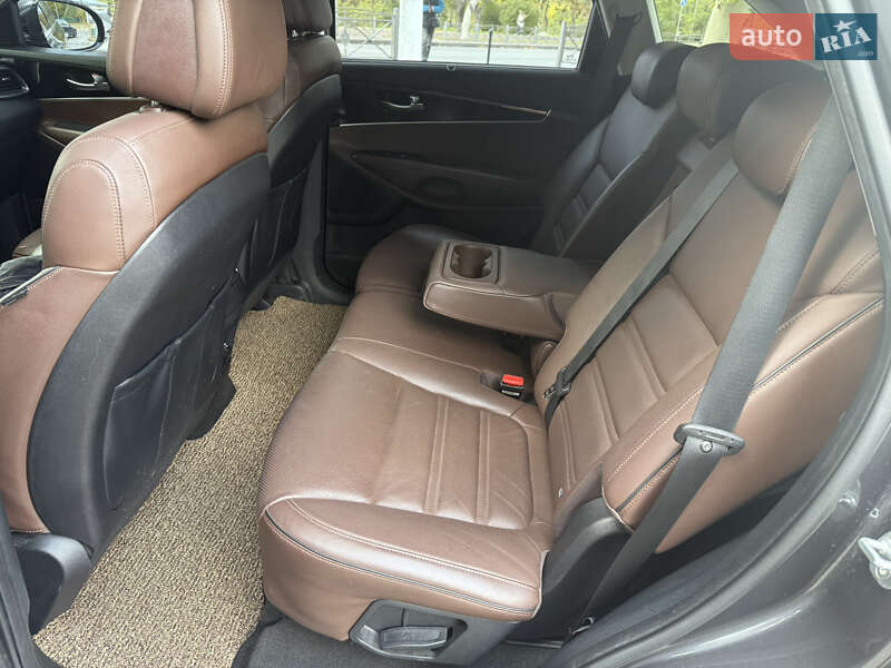 Позашляховик / Кросовер Kia Sorento 2015 в Одесі