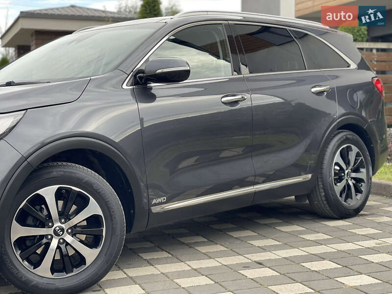 Внедорожник / Кроссовер Kia Sorento 2017 в Стрые