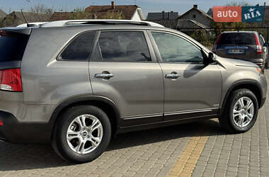 Внедорожник / Кроссовер Kia Sorento 2011 в 