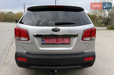 Внедорожник / Кроссовер Kia Sorento 2010 в 