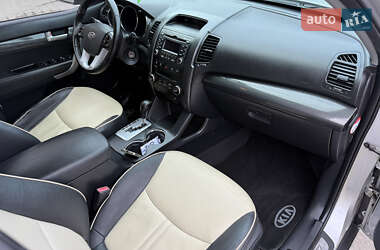 Внедорожник / Кроссовер Kia Sorento 2010 в 