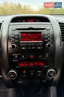 Внедорожник / Кроссовер Kia Sorento 2010 в 