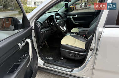 Внедорожник / Кроссовер Kia Sorento 2010 в 