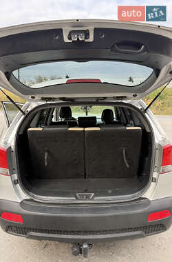 Внедорожник / Кроссовер Kia Sorento 2010 в 