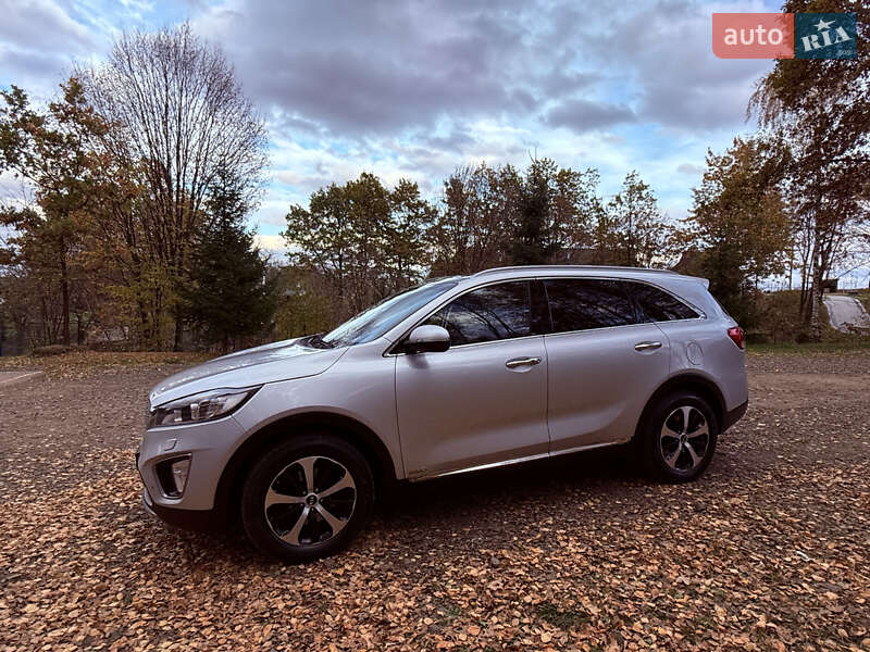 Позашляховик / Кросовер Kia Sorento 2016 в Стрию