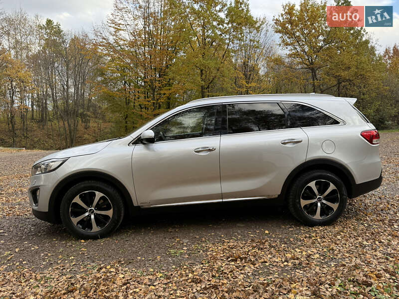 Позашляховик / Кросовер Kia Sorento 2016 в Стрию