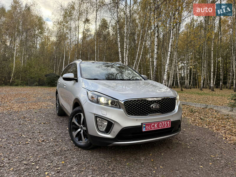 Позашляховик / Кросовер Kia Sorento 2016 в Стрию